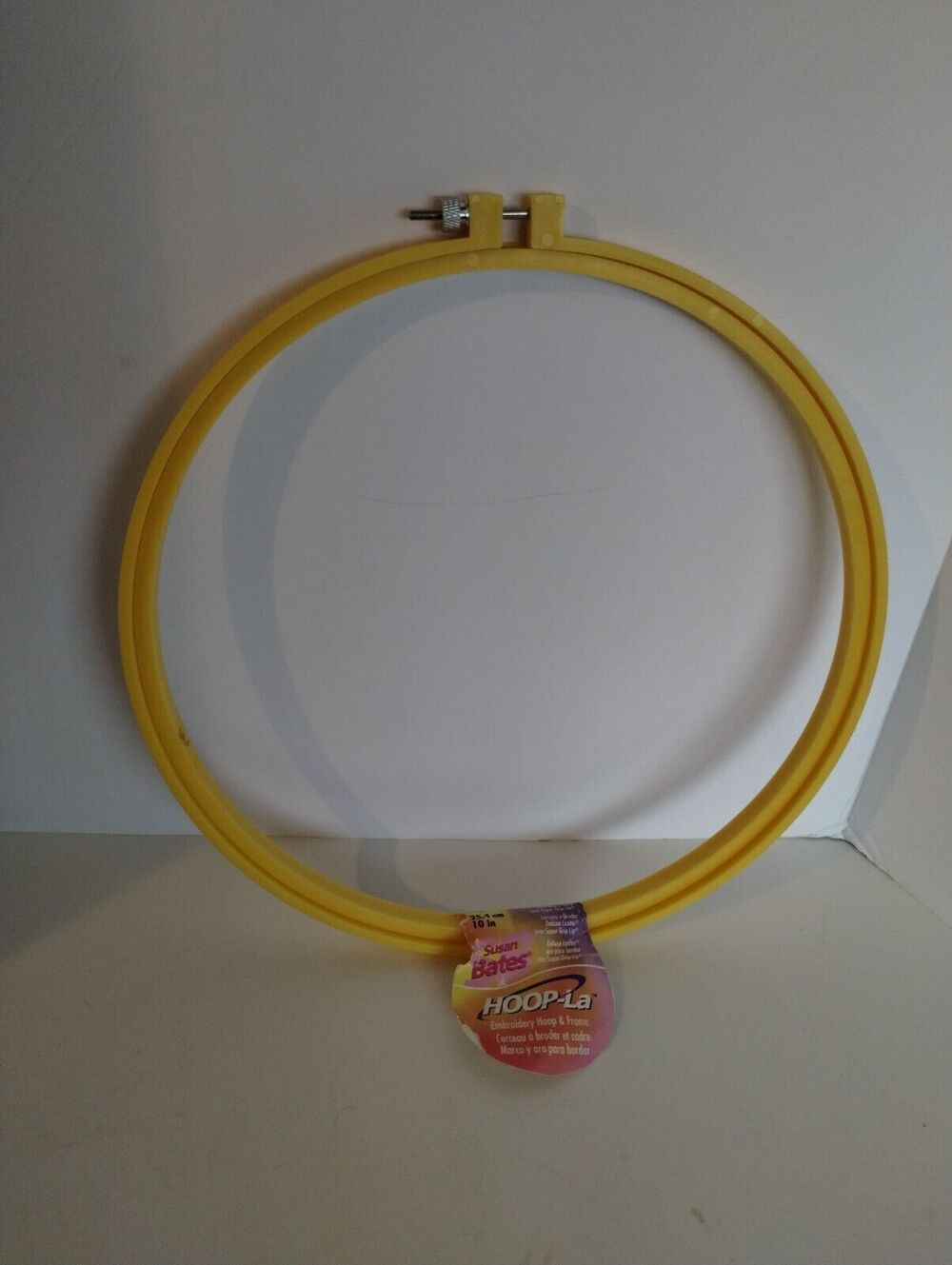Bates Hoop-La Plastic Embroidery 10" Yellow